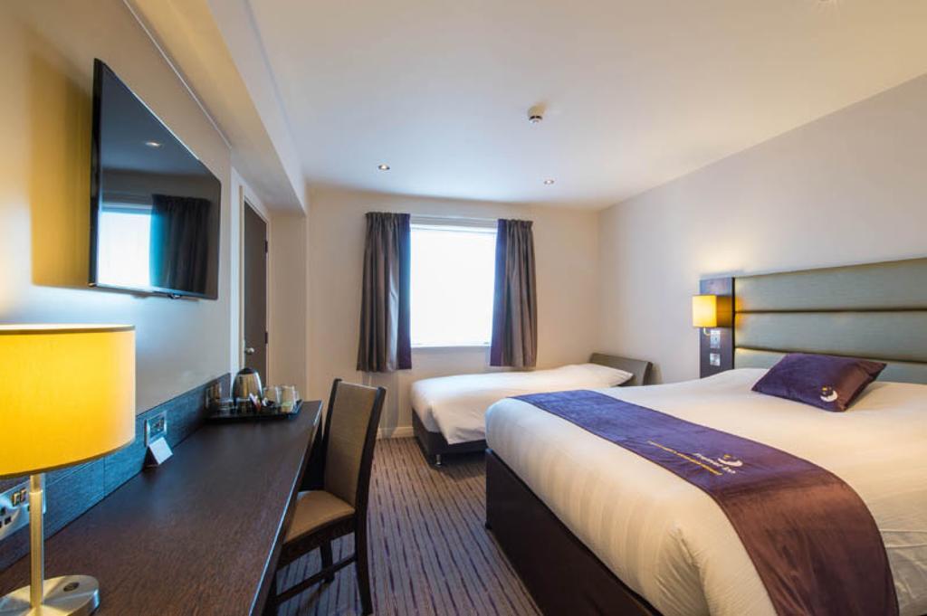 Premier Inn London Romford Central Quarto foto